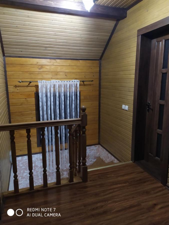 Котедж Кресаня Mikuliczyn Zewnętrze zdjęcie